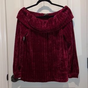 Very J Small Sweater Velvety Soft & Warm Burgundy Over-Head Off Shoulder Sexy